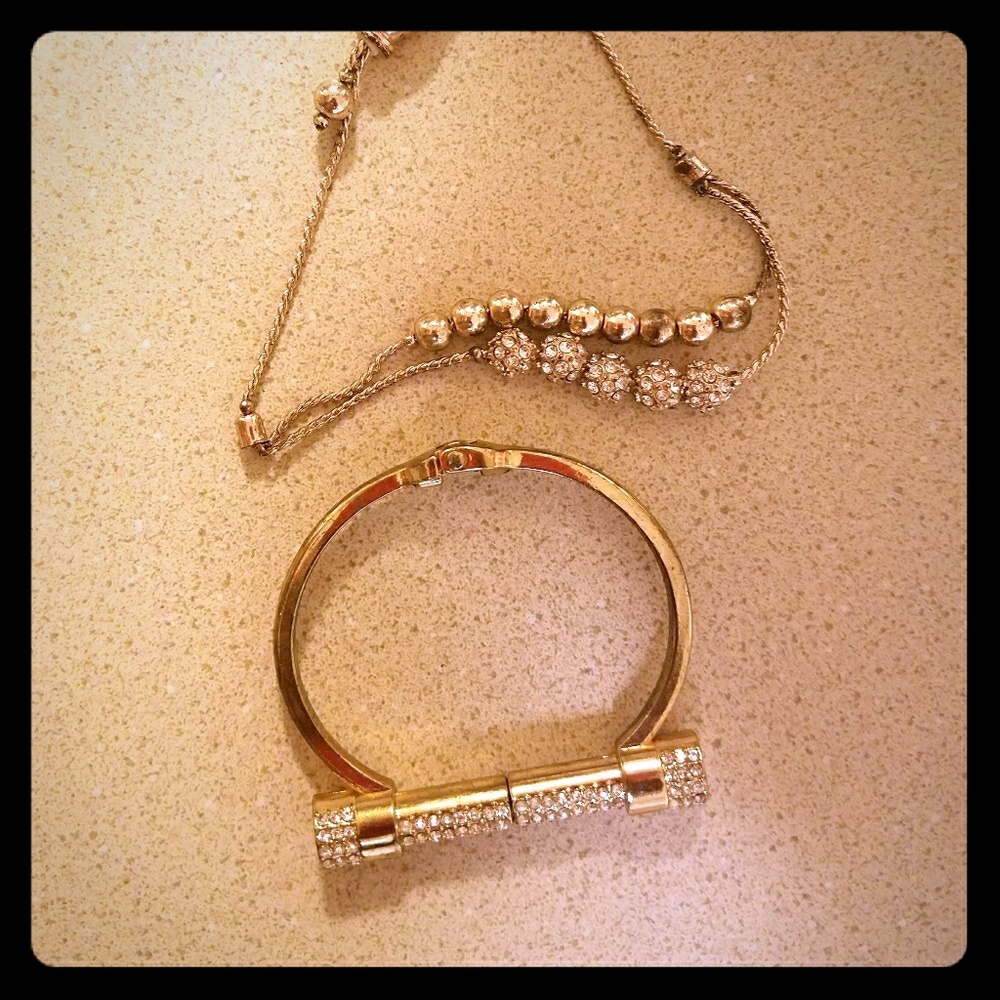 Guess bracelet sets